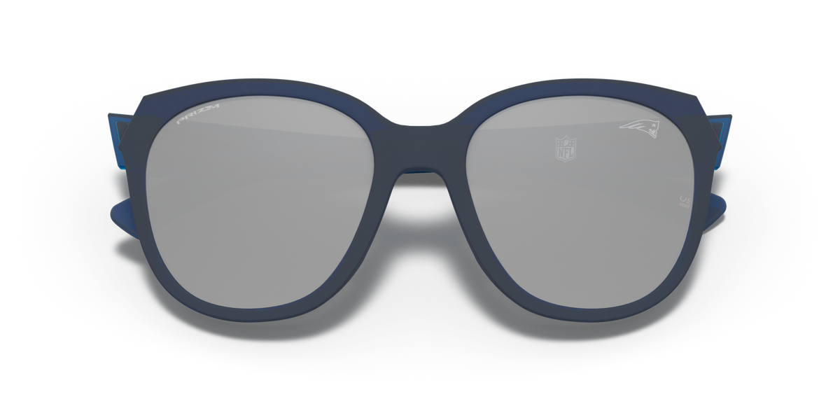 Oakley OO9433 New England Patriots Low Key