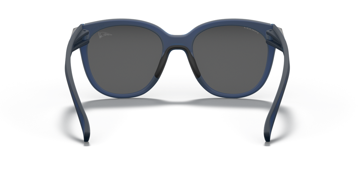 Oakley OO9433 New England Patriots Low Key