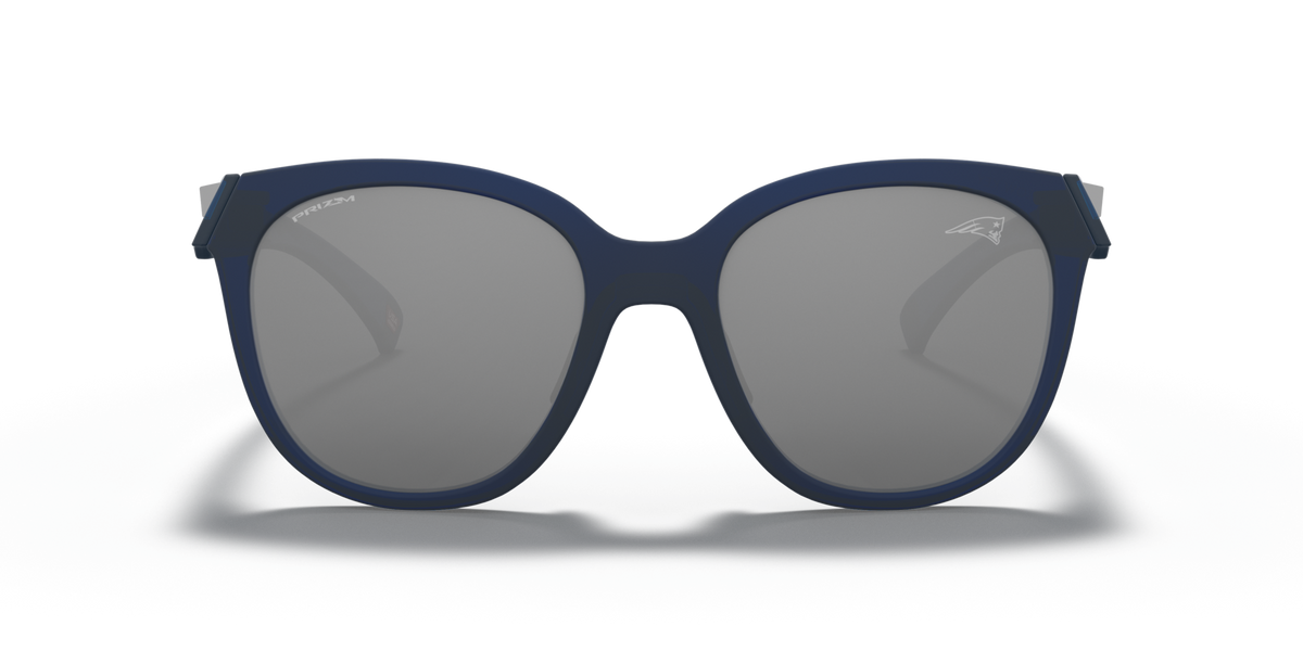 Oakley OO9433 New England Patriots Low Key
